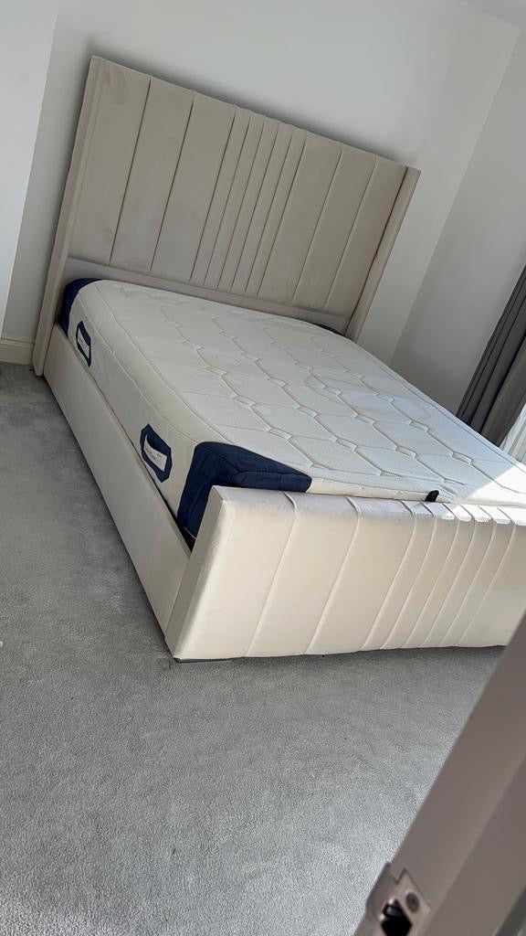 Britainsleep Denzel Upholstered Ottoman Storage Bed Frame | Double | Single | Small Double | KingSize | Super King Size Bed Britainsleep