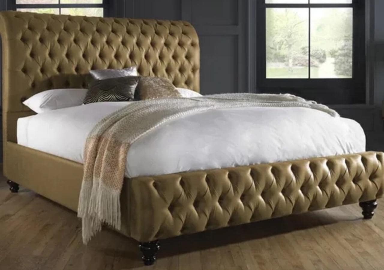 Small double sleigh store bed with mattress