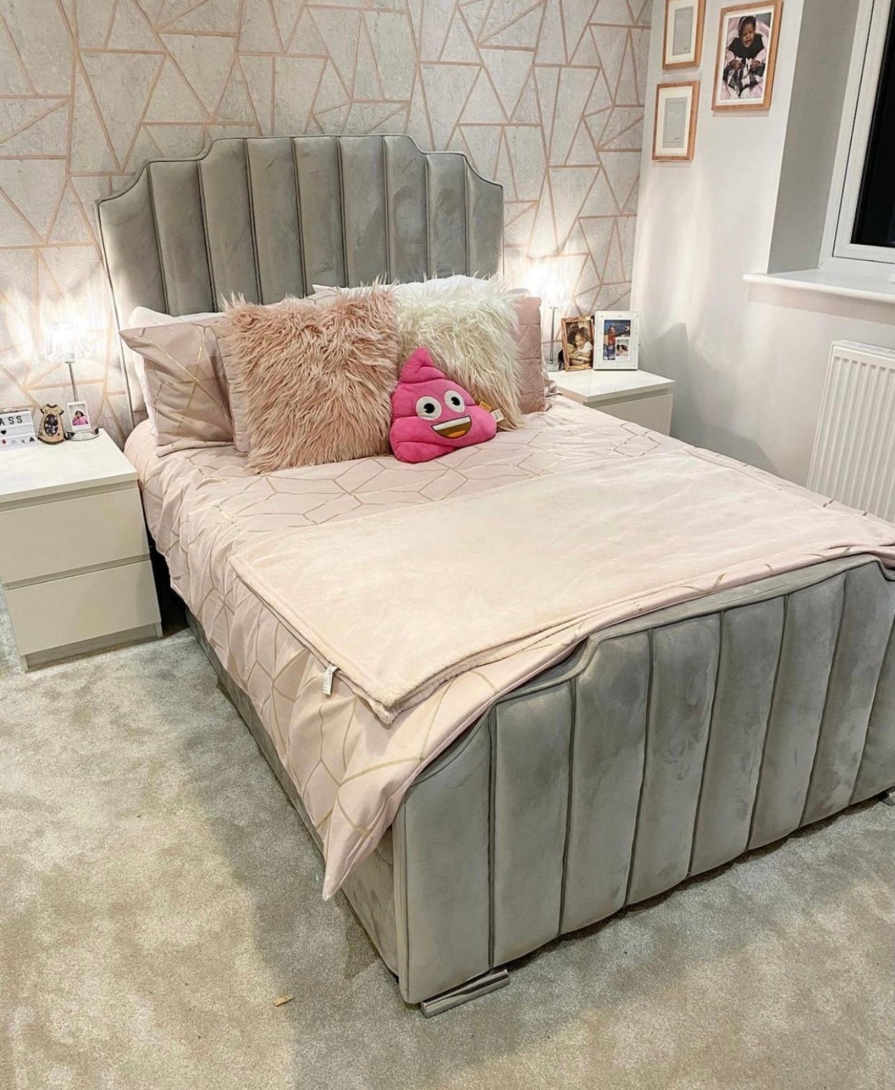 Crown Piping Upholstered Bed Britainsleep